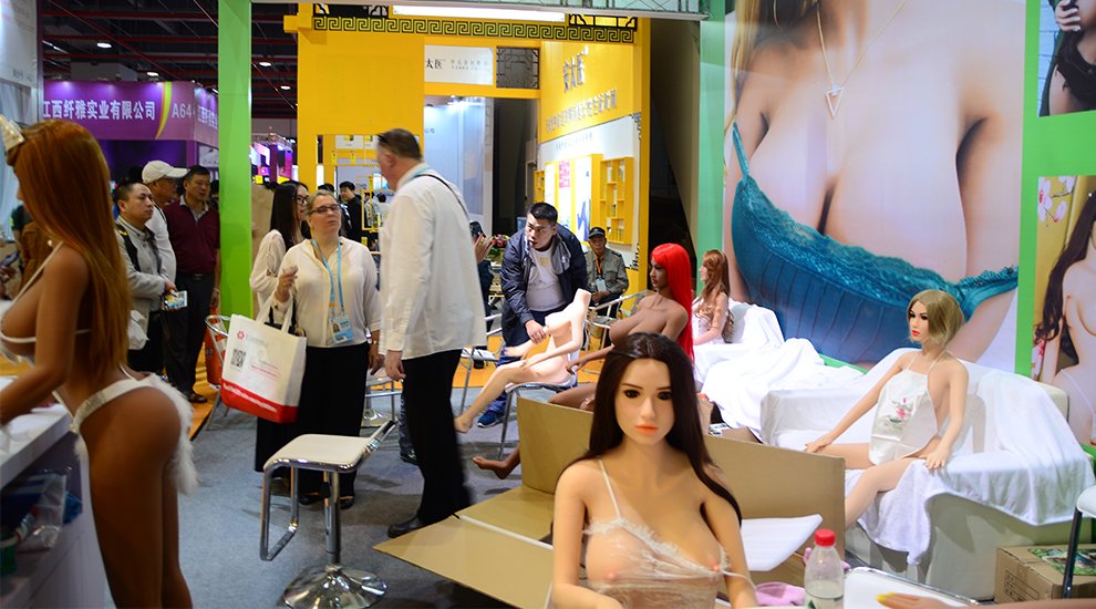 sex doll business show (1).jpg