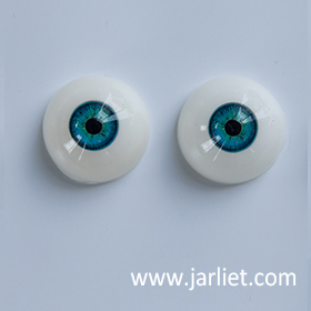 Jarliet-blue eyes